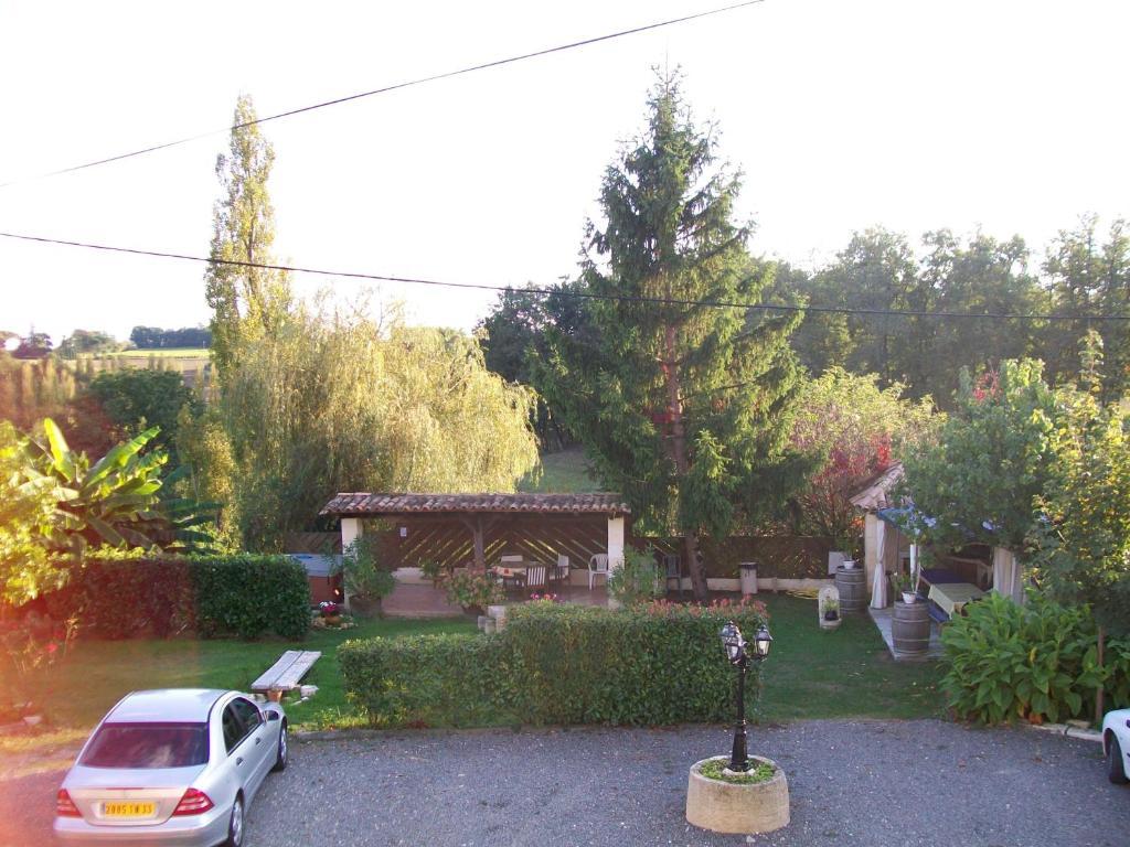 Bed and Breakfast Domaine Capiet Courpiac Екстер'єр фото